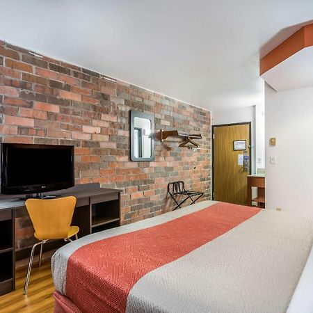 Motel 6-Madison, Wi - East ภายนอก รูปภาพ