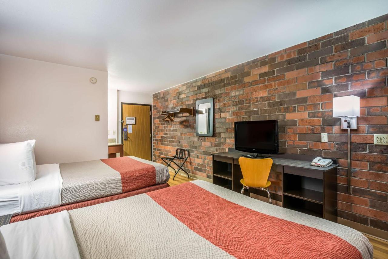 Motel 6-Madison, Wi - East ภายนอก รูปภาพ