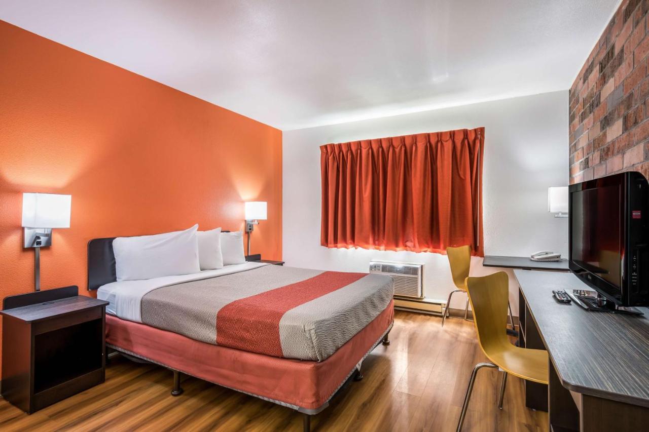 Motel 6-Madison, Wi - East ภายนอก รูปภาพ