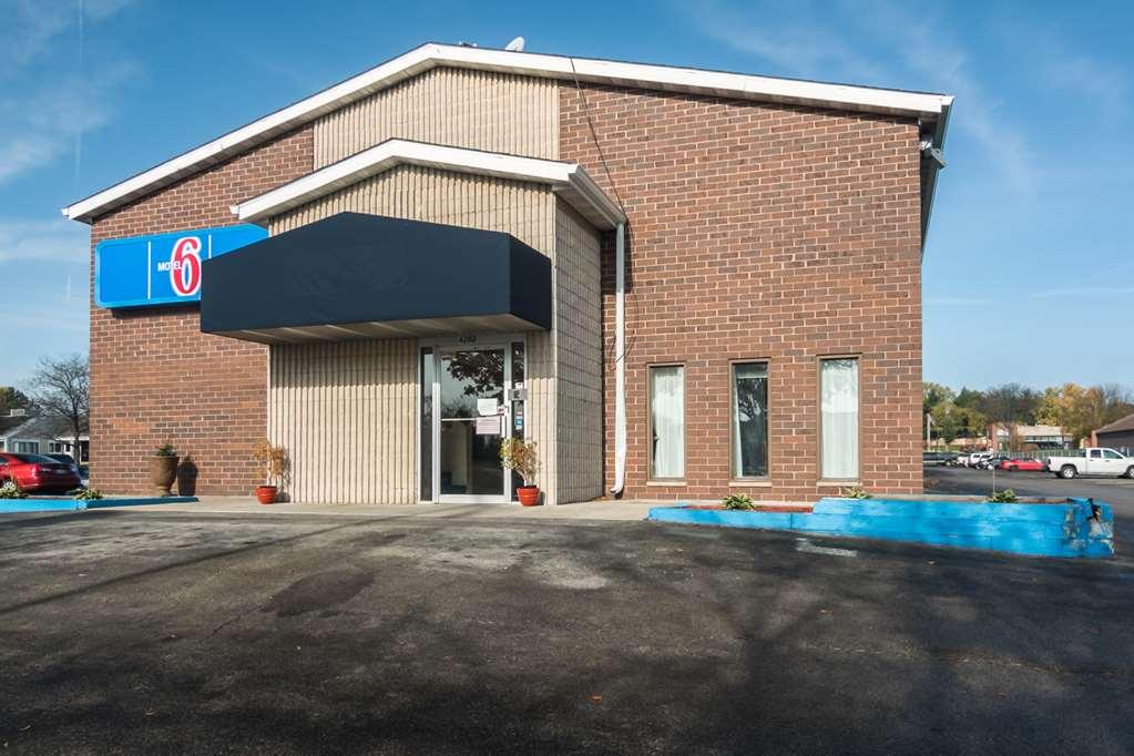 Motel 6-Madison, Wi - East ภายนอก รูปภาพ