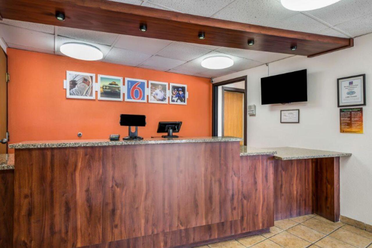 Motel 6-Madison, Wi - East ภายนอก รูปภาพ
