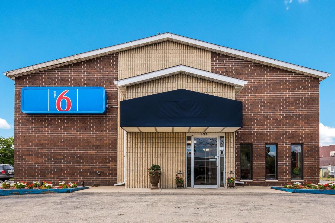 Motel 6-Madison, Wi - East ภายนอก รูปภาพ
