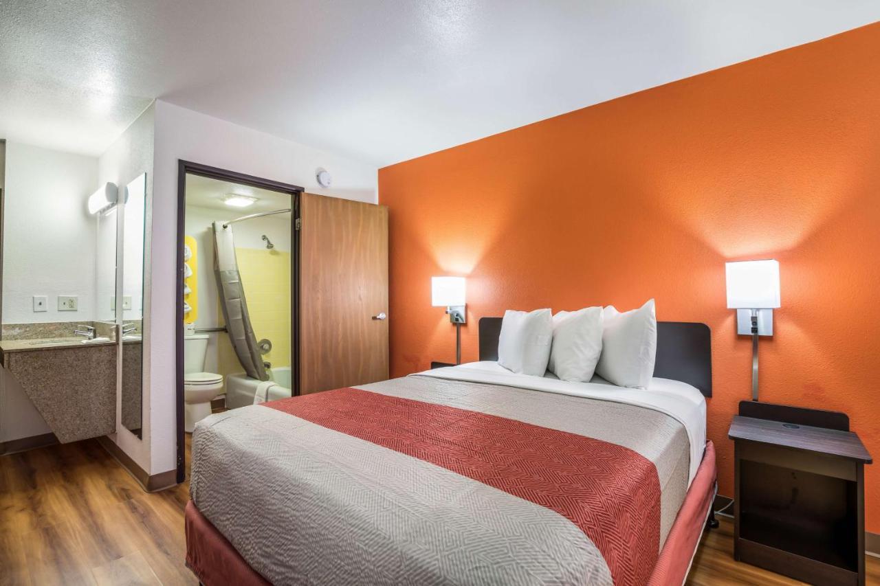 Motel 6-Madison, Wi - East ภายนอก รูปภาพ