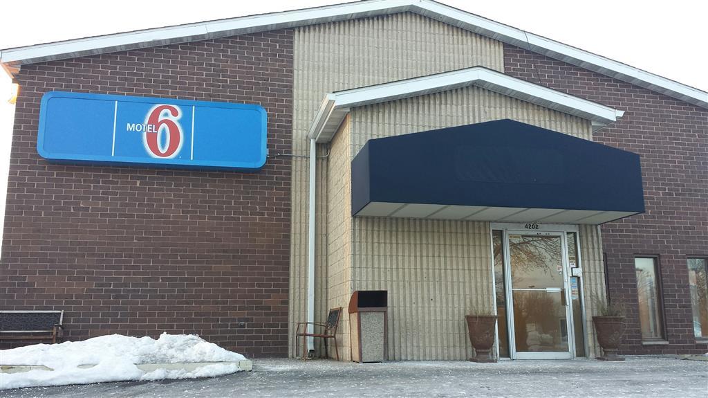 Motel 6-Madison, Wi - East ภายนอก รูปภาพ